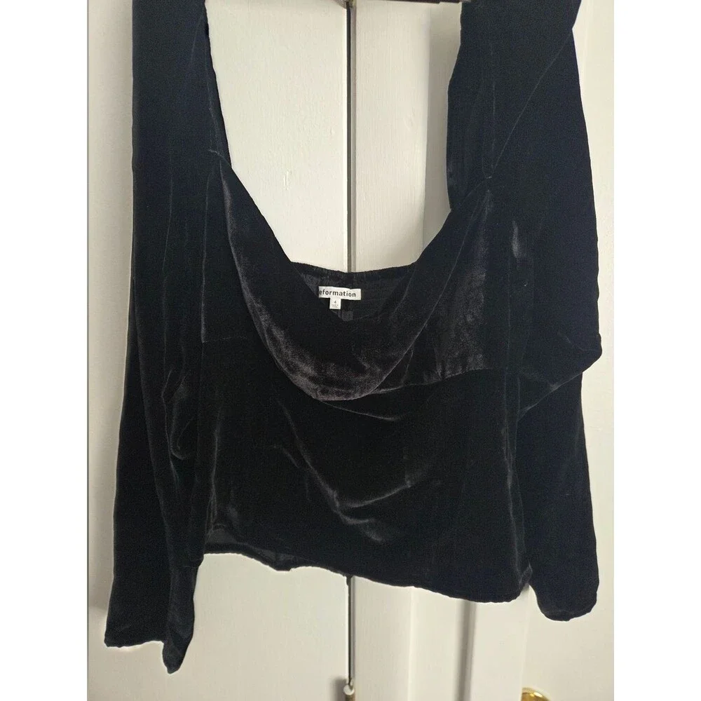 Reformation Black Velvet Monroe Sweetheart Puff Sleeve Gothic Top Size 4